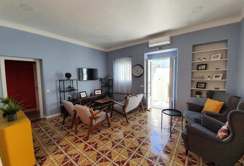 اتاق استاندارد یک نفره, Inn Faro   Casa Amarela   Guest House