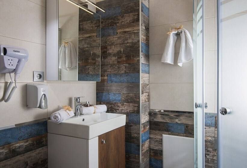 기본룸, Elimia Suites & Studios