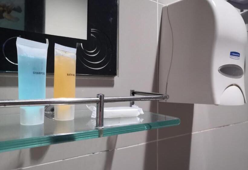 패밀리 스위트, Anggerik Garden Hotel   Ag