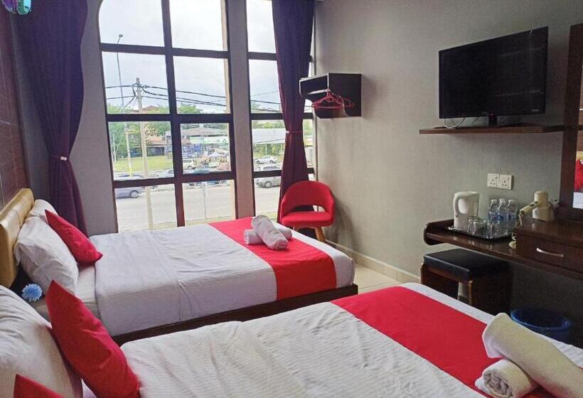 패밀리 스위트, Anggerik Garden Hotel   Ag