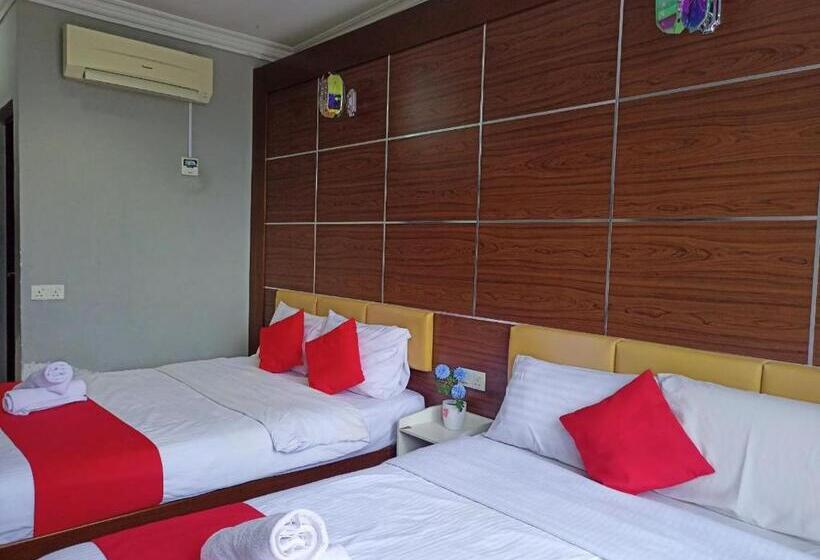 سوییت خانوادگی, Anggerik Garden Hotel   Ag