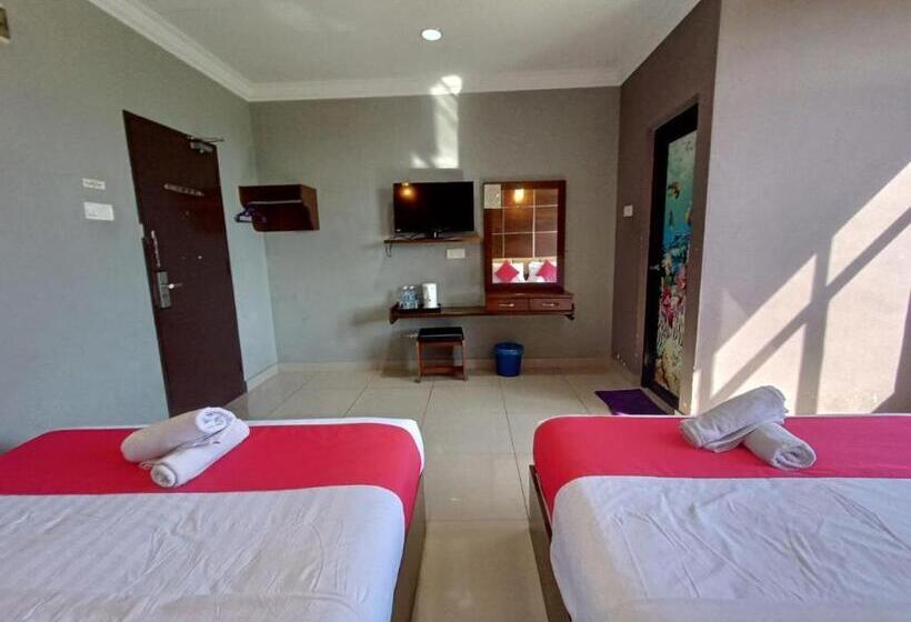 디럭스 패밀리 룸, Anggerik Garden Hotel   Ag