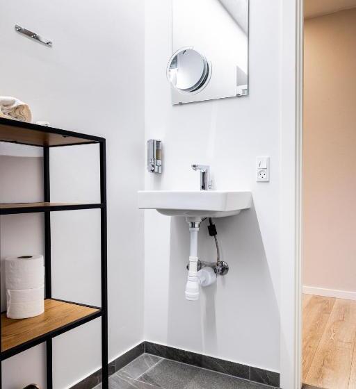 디럭스 룸, Sønderborg Kaserne