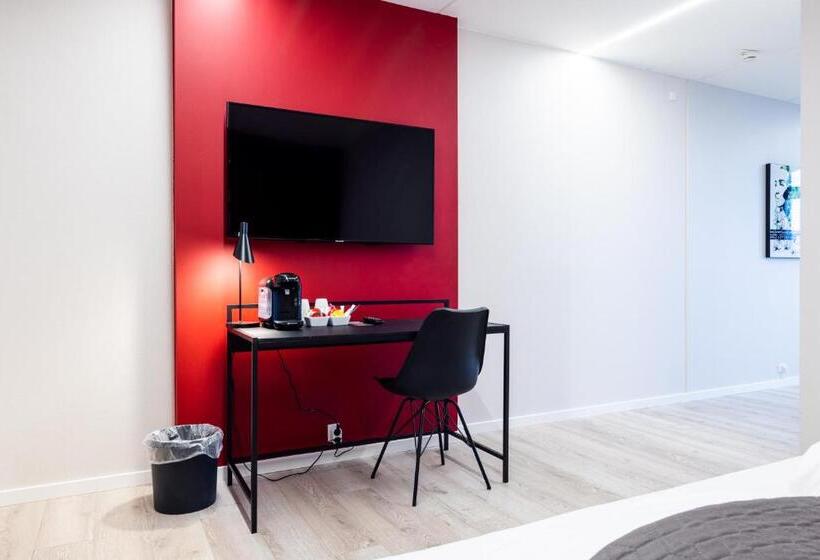 디럭스 룸, Sønderborg Kaserne