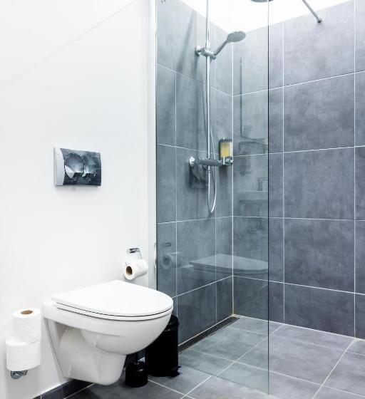 シングルデラックスルーム, Sønderborg Kaserne