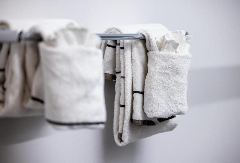 디럭스 룸, Sønderborg Kaserne