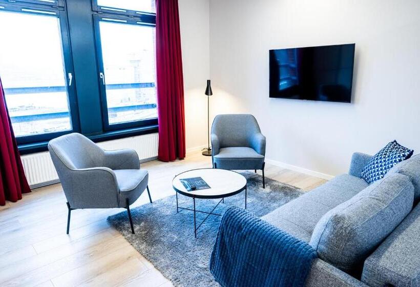 デラックスルーム, Sønderborg Kaserne