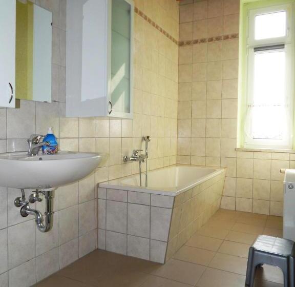 2ベッドルームアパートメント, Pension Bomätscher