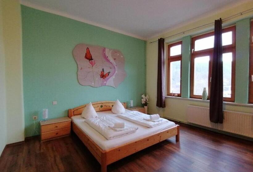 2ベッドルームアパートメント, Pension Bomätscher