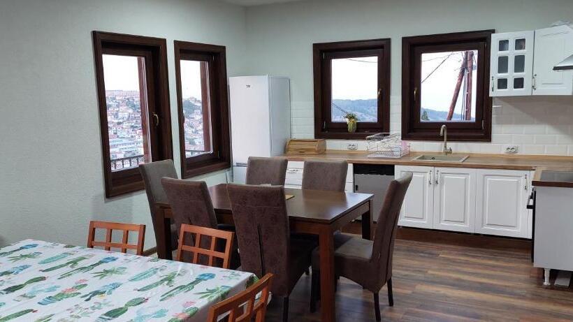 اتاق استاندارد چهارنفره با بالکن, Villa Marija