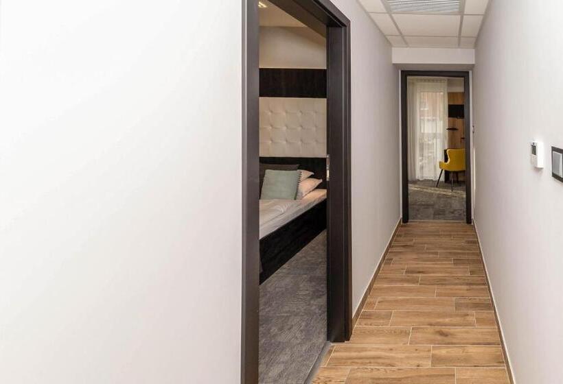 패밀리 스위트, Arany Apartman Miskolc