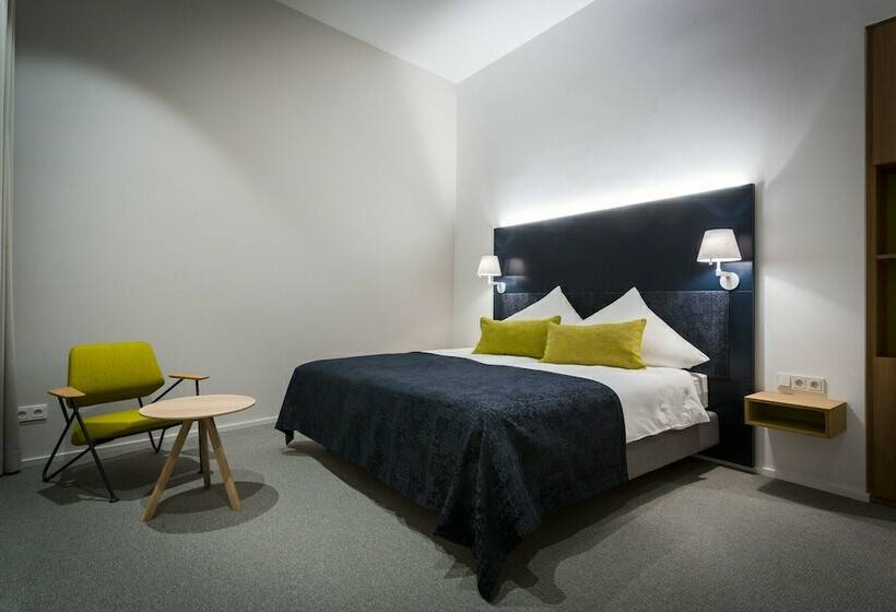 اتاق راحتی, Katholisch Soziales Institut