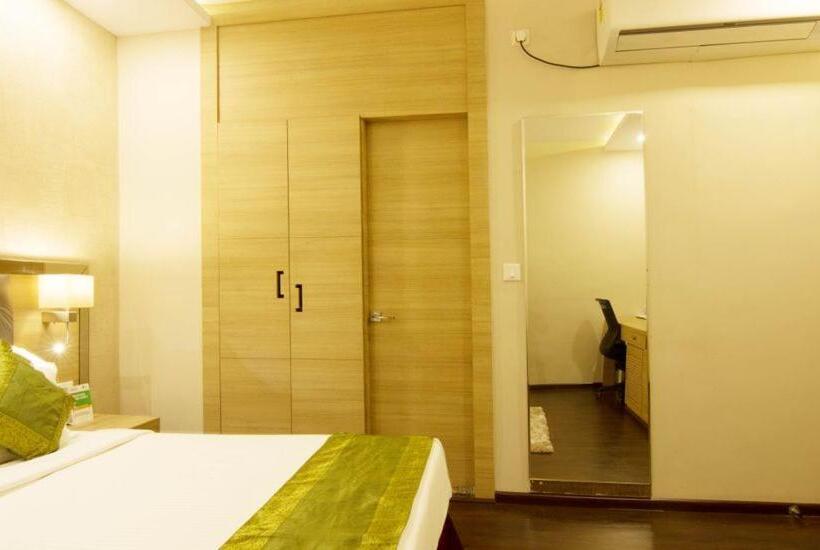 キングサイズベッドのデラックスルーム, Kc Manor