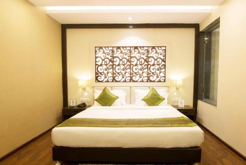 エクゼクティブスイート, Kc Manor