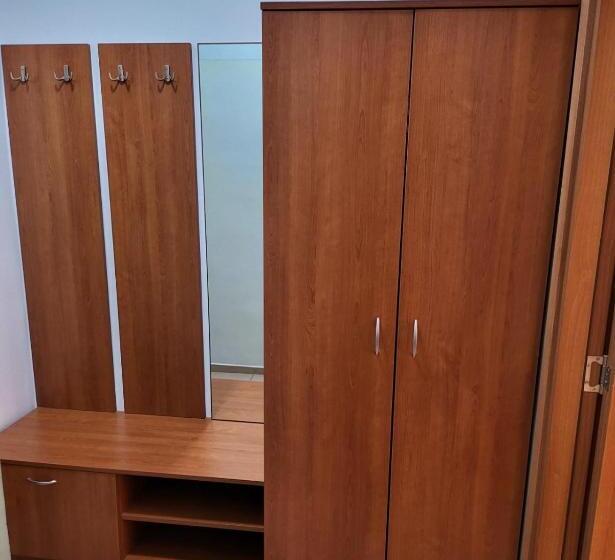 חדר סטנדרט, Provans Famili