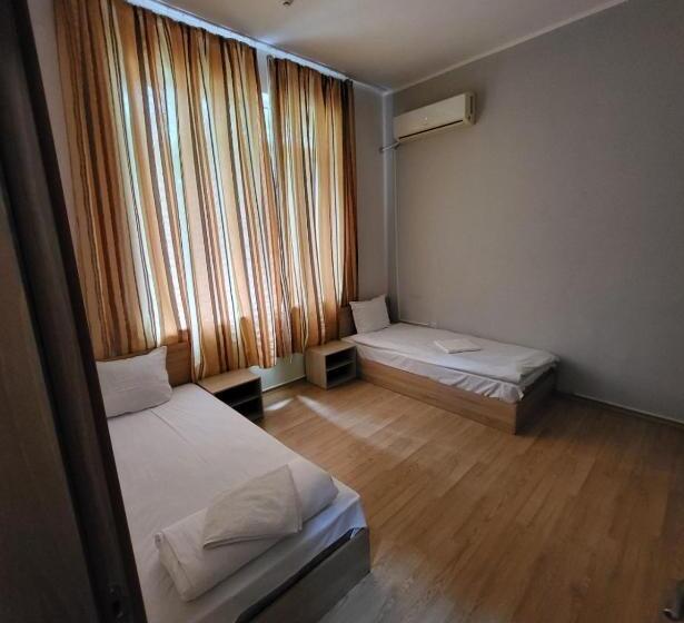 חדר סטנדרט, Provans Famili