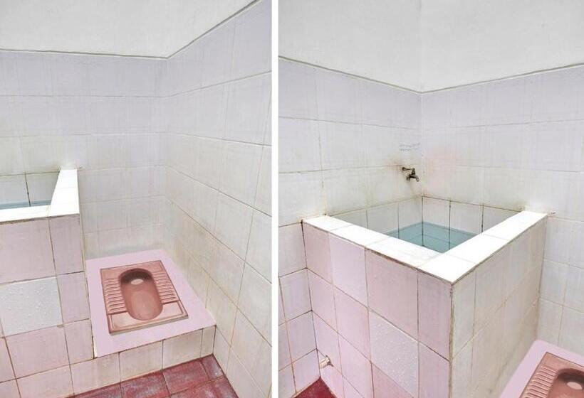 חדר אקונומי, Spot On 90539 Taman Borobudur Guest House Syariah