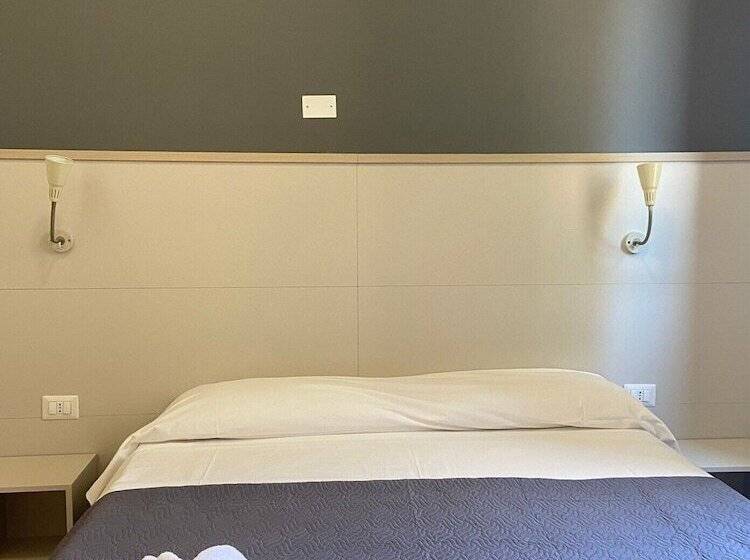 Номер Стандарт, B&b Laudato Sii Tropea