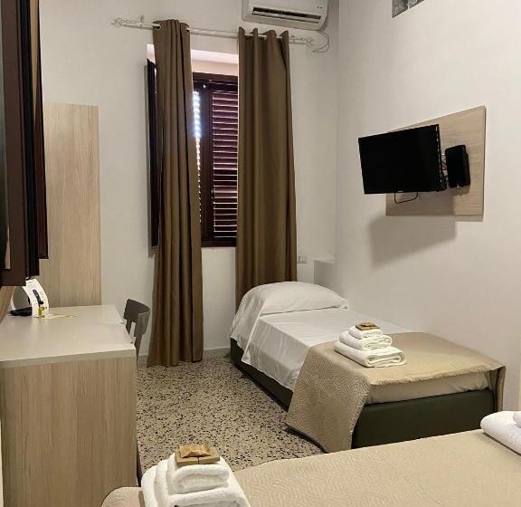 Трехместный Номер Классика, B&b Laudato Sii Tropea
