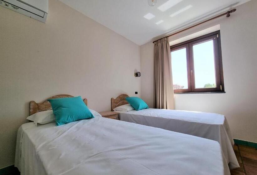 غرفة قياسية رباعية, Casa Fifina Rooms