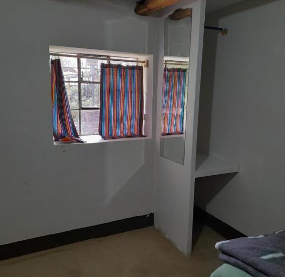 חדר סטנדרט, Qumir Packers