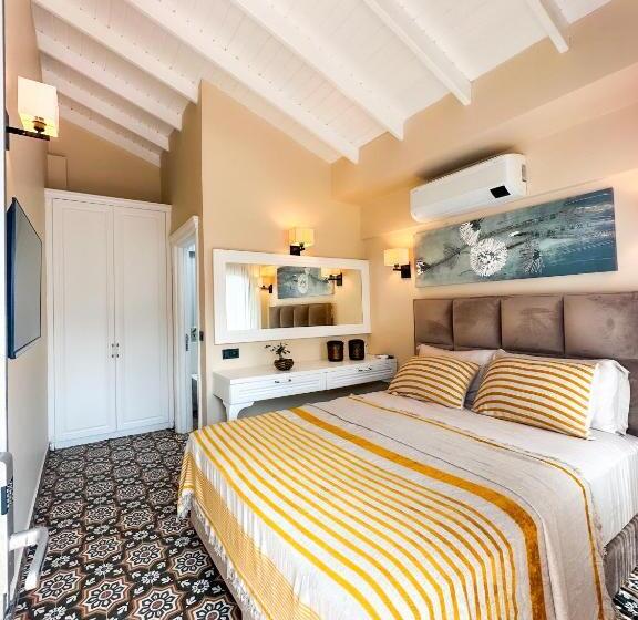 غرفة قياسية, Alaçatı Disa