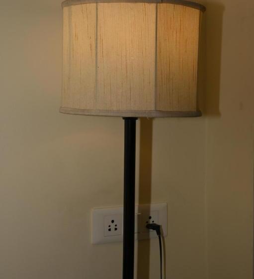 ファミリールーム, Guru Surbhi