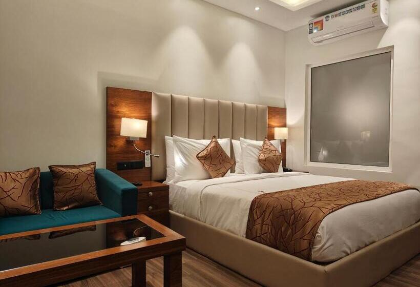 エクゼクティブスイート, Guru Surbhi