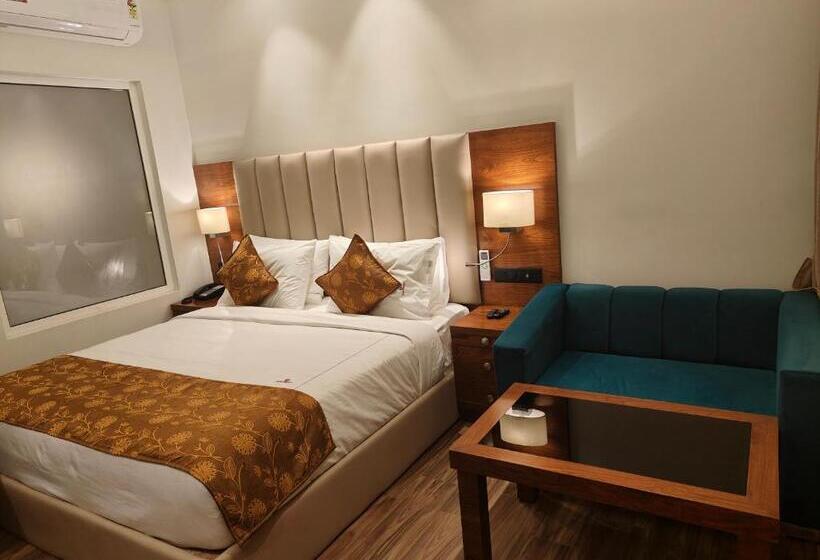 エクゼクティブスイート, Guru Surbhi