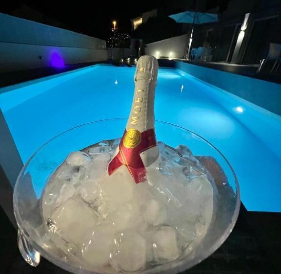 Стандартный Номер Кровать Кинг, Tropicana Suite   Adults Only