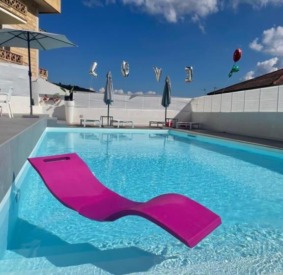 Люкс Кровать Кинг, Tropicana Suite   Adults Only
