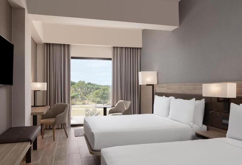 Номер Deluxe Вид на Бассейн, Ac Hotel By Marriott Punta Cana