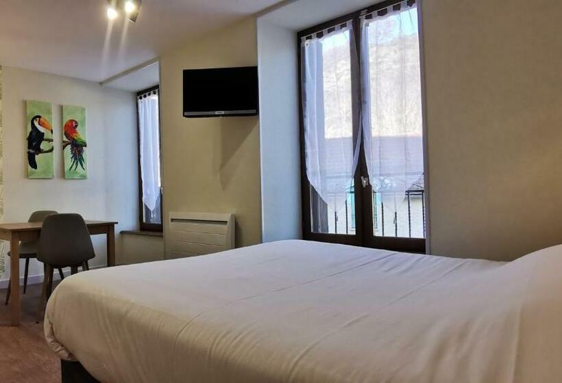 غرفة قياسية مطلّة علي الحديقة, Logis Hôtel Auberge De L Allagnonette