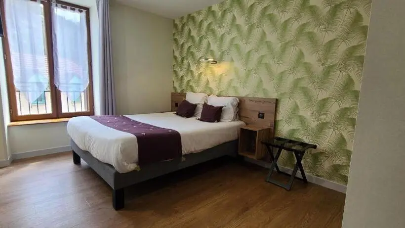 ガーデンビュースタンダードルーム, Logis Hôtel Auberge De L Allagnonette