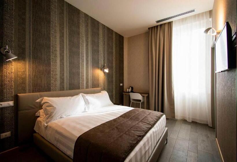 Standard Szoba, Medusa