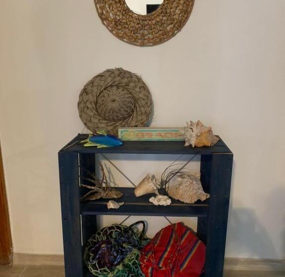 标准间, Joebi S House Walking Distance To Rocky Cay Beach Ideal For Families Or Groups