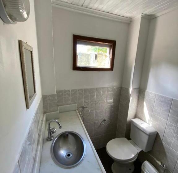 샬레, Pousada Jardim Da Praia