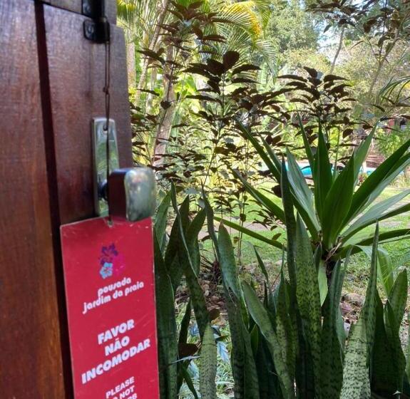 샬레, Pousada Jardim Da Praia
