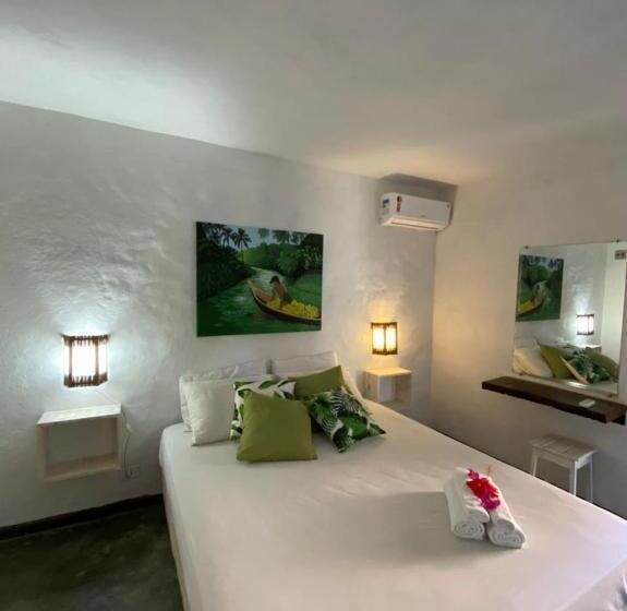 정원 전망 4인용 스탠다드 룸, Pousada Jardim Da Praia