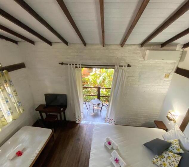 패밀리 룸, Pousada Jardim Da Praia