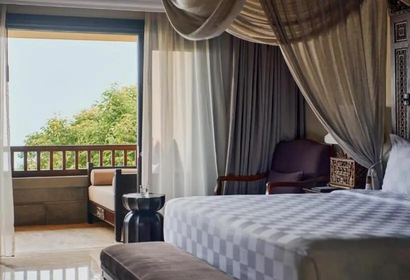 2 Bedrooms Suite Sea View