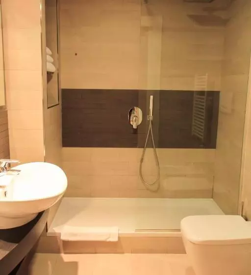 اتاق استاندارد سه نفره, Best Western Mirage Hotel Fiera