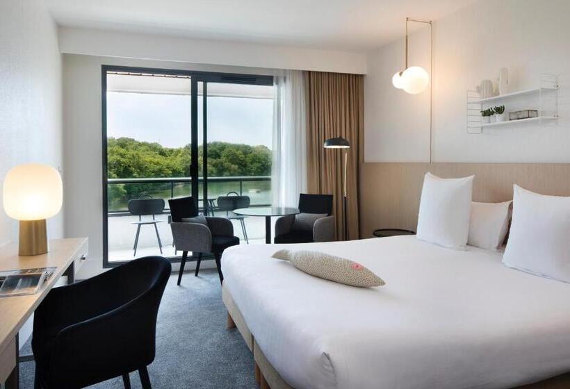 Superior room with lake view, Best Western Plus Hotel Les Rives Du Ter