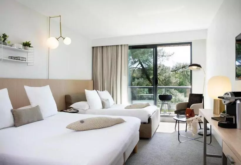 スタンダード４人部屋, Best Western Plus Hotel Les Rives Du Ter
