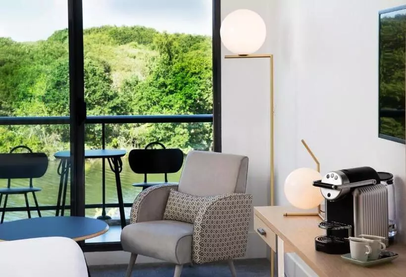 レイクビューデラックスルーム, Best Western Plus Hotel Les Rives Du Ter