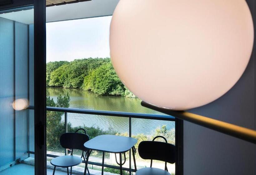 חדר דלוקס נוף לאגם, Best Western Plus Hotel Les Rives Du Ter