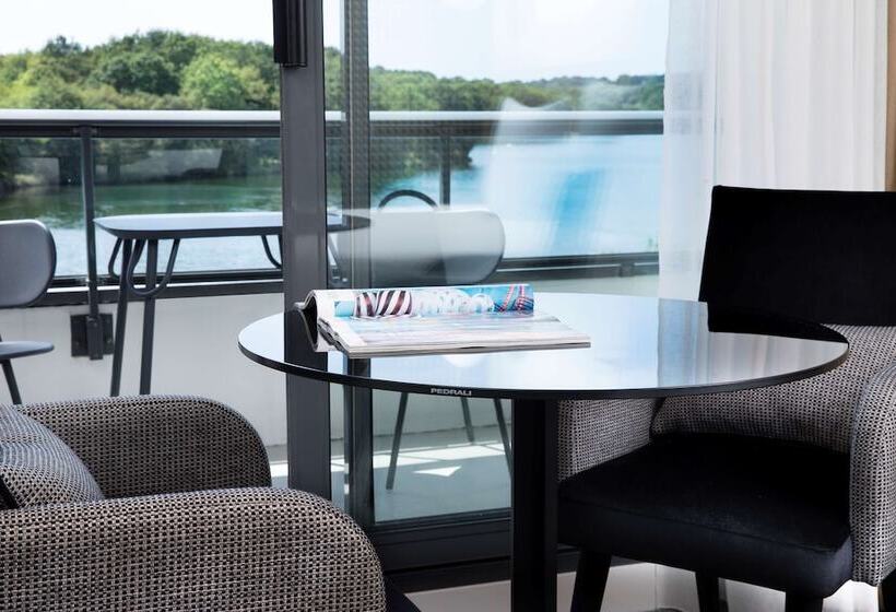 Superior room with lake view, Best Western Plus Hotel Les Rives Du Ter