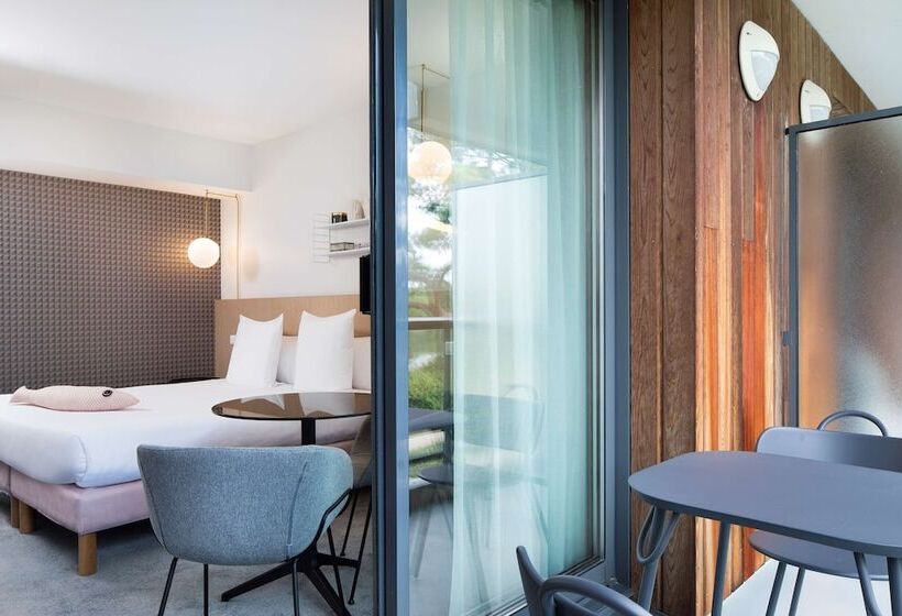 Superior room with lake view, Best Western Plus Hotel Les Rives Du Ter