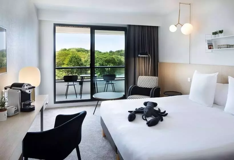 レイクビューデラックスルーム, Best Western Plus Hotel Les Rives Du Ter