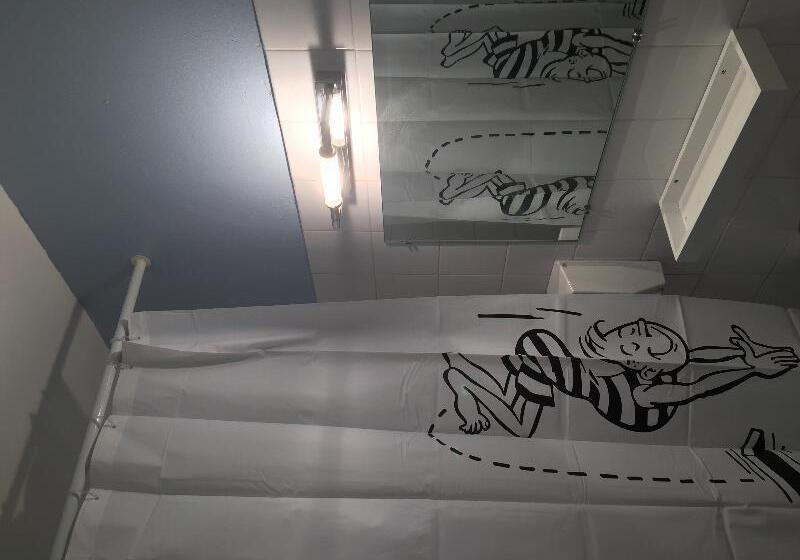 غرفة قياسية رباعية, Hôtel Des Ambassadeurs